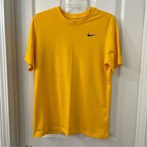 Nike Tee Dri-Fit - GoldenRod.  Mens:  Medium.